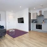 Pillo Rooms Serviced Apartments - Manchester Arena